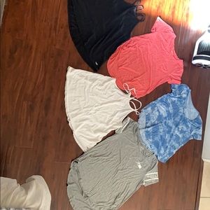 Hollister T-shirt’s